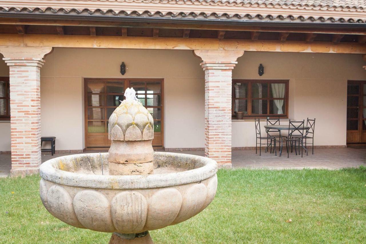 Casa Roble Almenara de Tormes Exterior foto