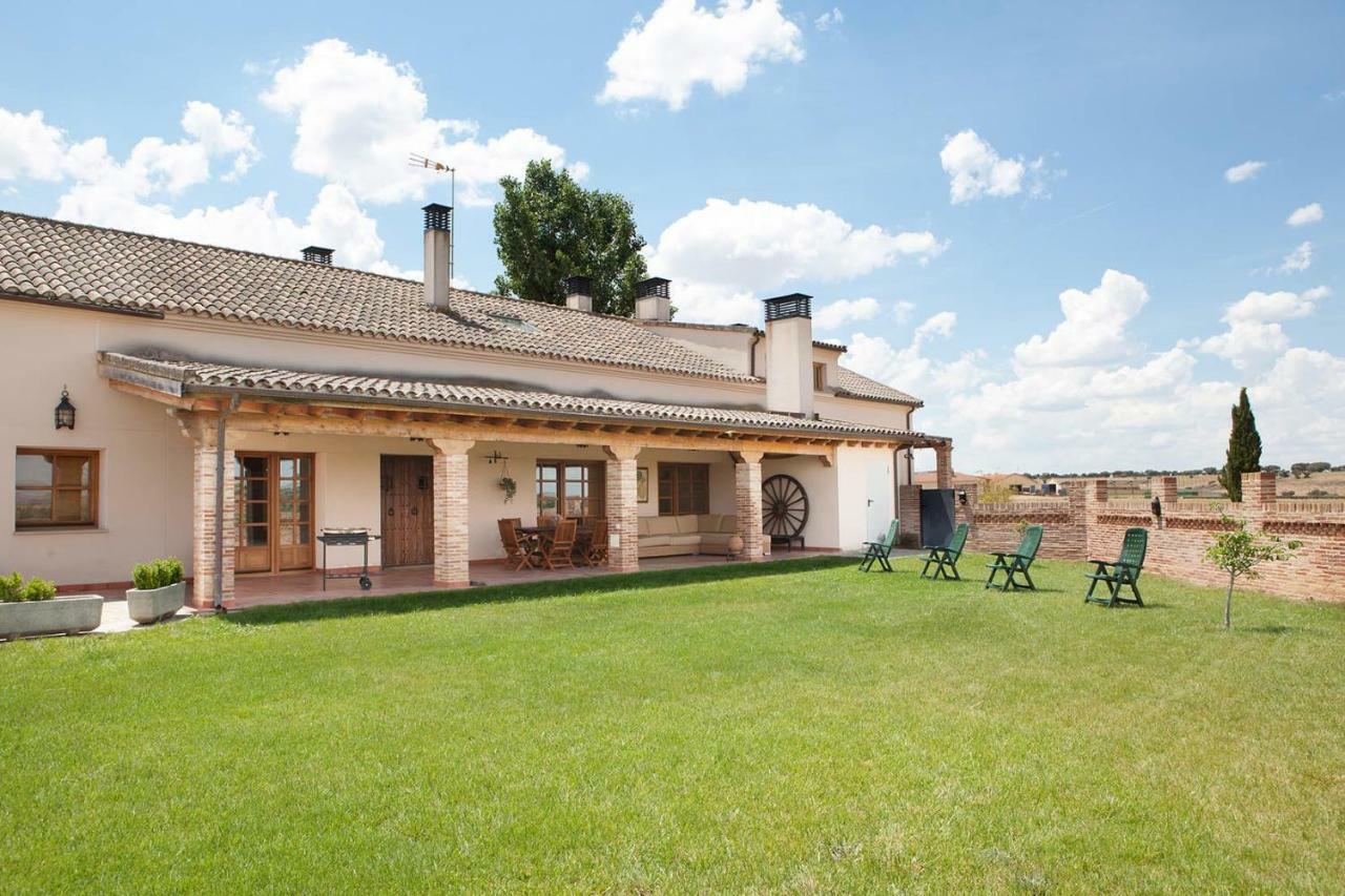 Casa Roble Almenara de Tormes Exterior foto