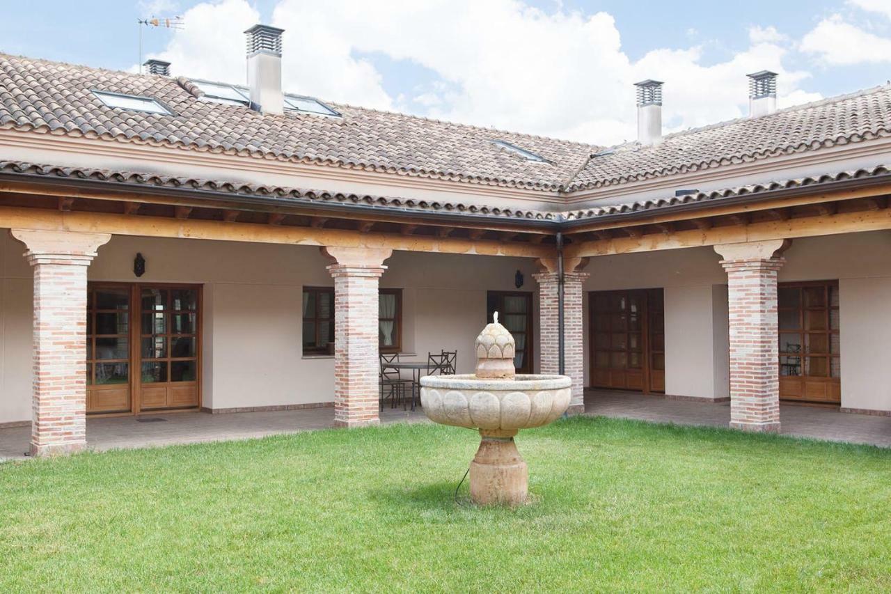Casa Roble Almenara de Tormes Exterior foto